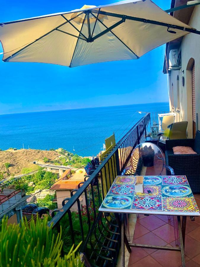 Sun Sky Sea Suite Taormina Buitenkant foto