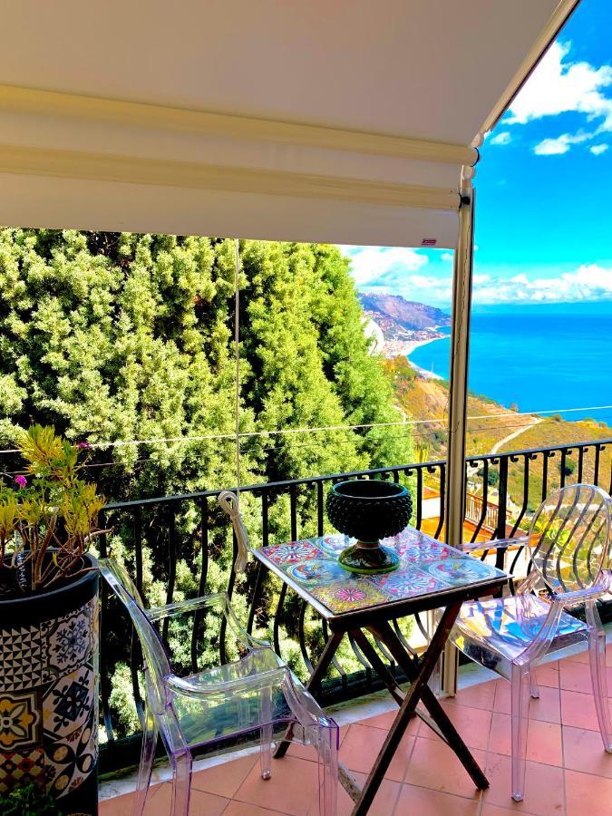 Sun Sky Sea Suite Taormina Buitenkant foto
