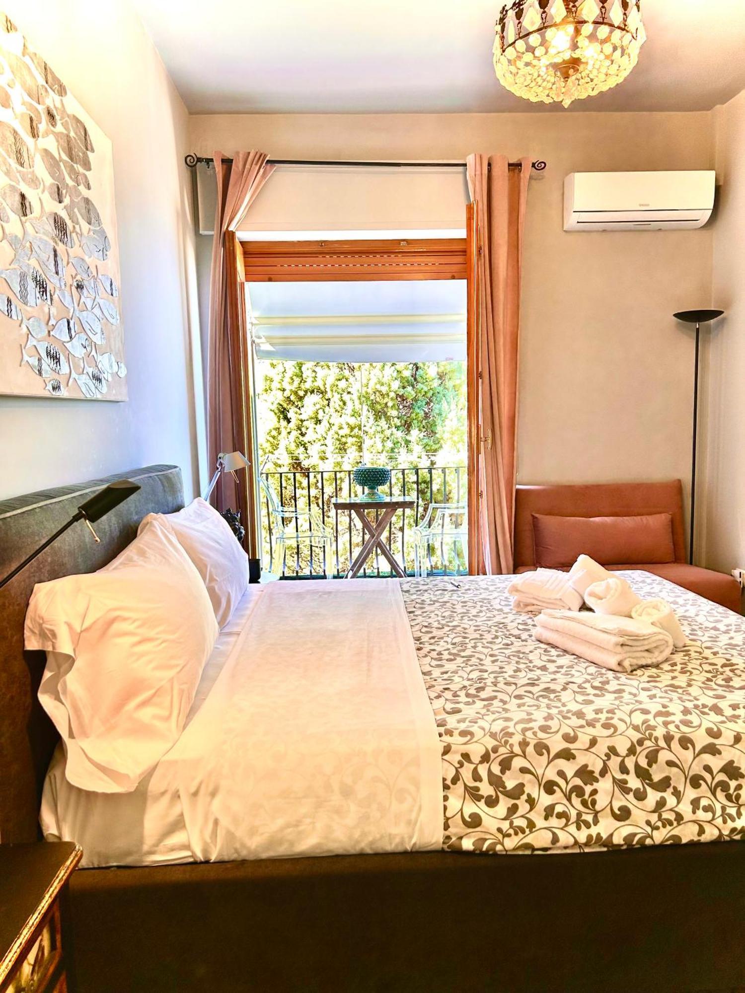 Sun Sky Sea Suite Taormina Buitenkant foto